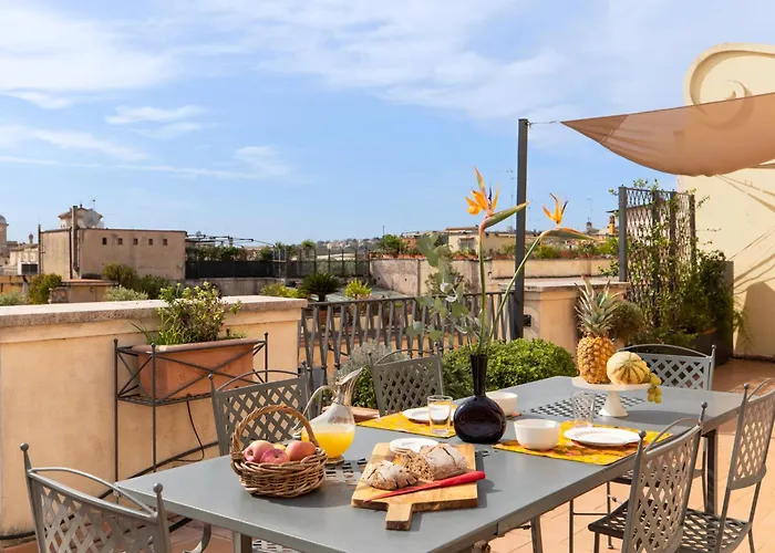 Apartment Iflat Penthouse Capitol Rom