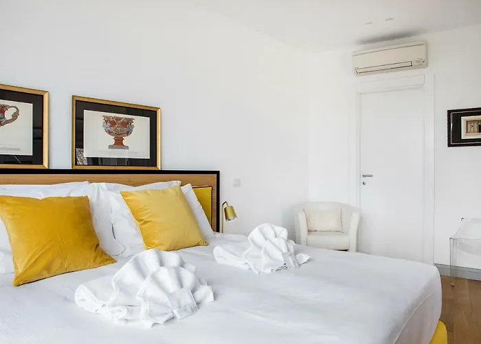 Iflat Penthouse Capitol Apartment *