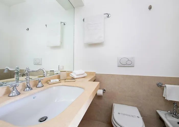 Apartment Iflat Penthouse Capitol Rom