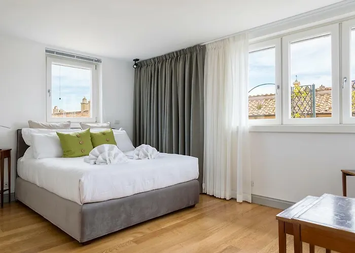 Iflat Penthouse Capitol Rom