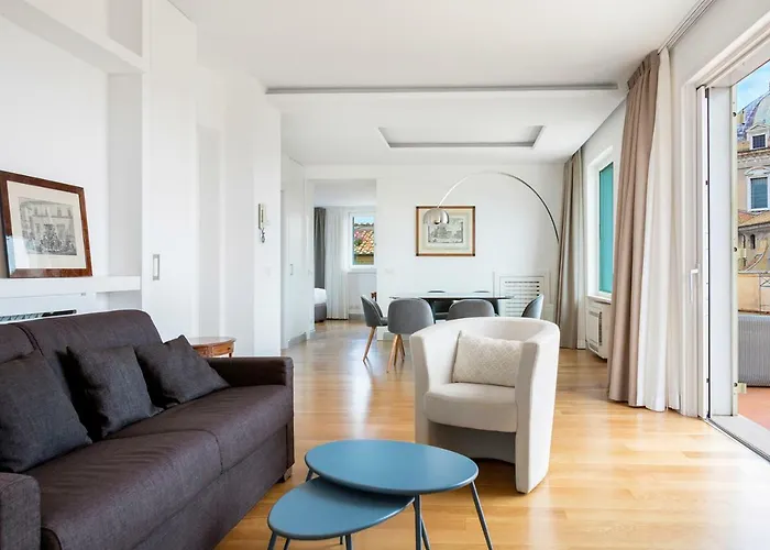 Iflat Penthouse Capitol * Rom